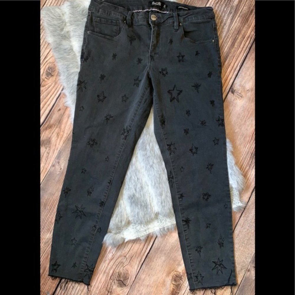 Star Patch Black Gray Jeans - Picture 3 of 8
